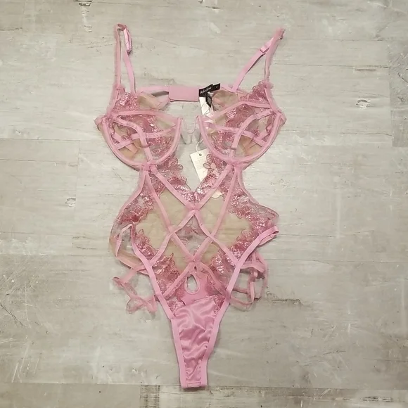 💕FOR LOVE AND LEMONS💕 Grace Bodysuit ~ Mauve Lace Medium M NWT - Picture 9 of 13